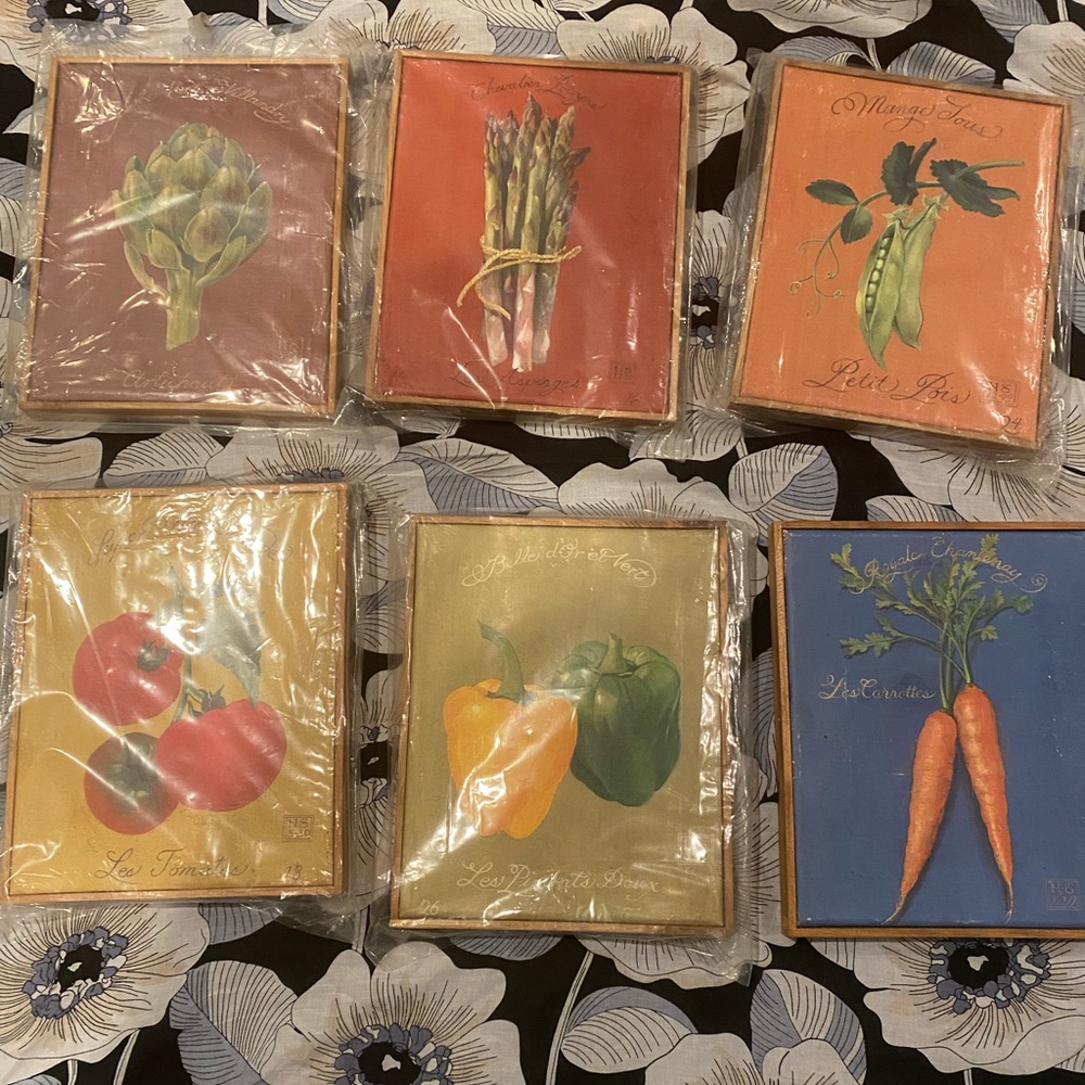 6 Vintage Veggie paintings with french writing